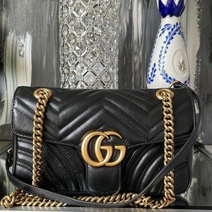 GG Marmont medium matelassé shoulder bag